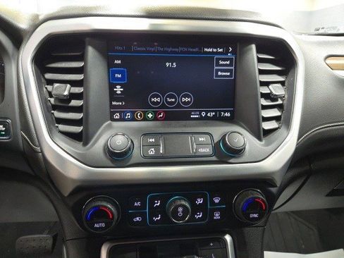 Used 2023 GMC Acadia SLE w/ Driver Convenience Package image 26