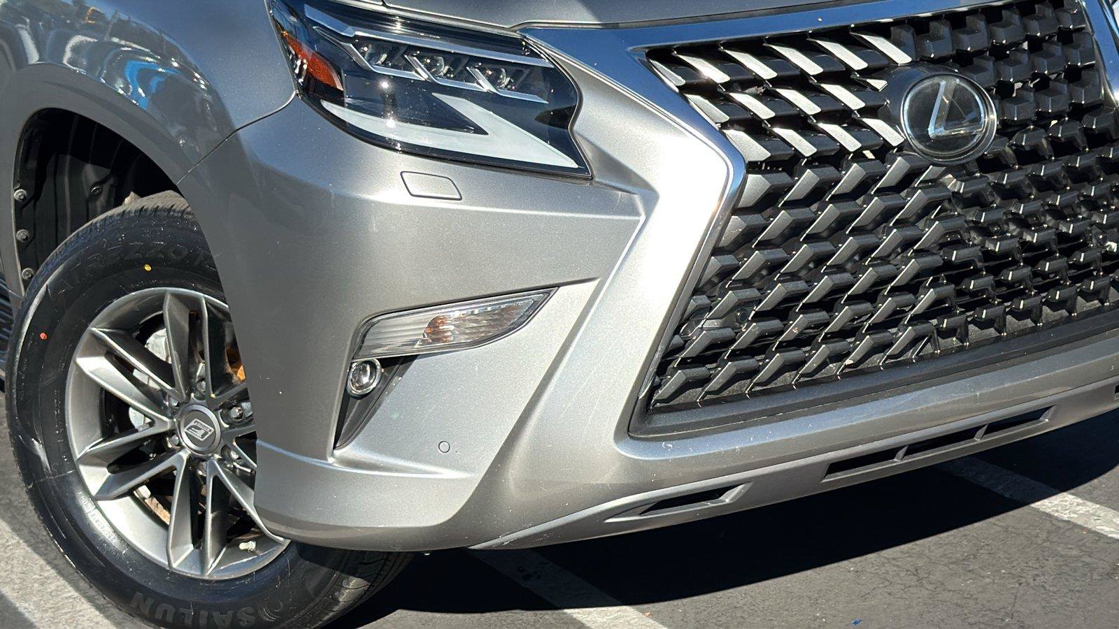 Used 2021 Lexus GX 460 Premium w/ Premium Package AWD/4WD image 3