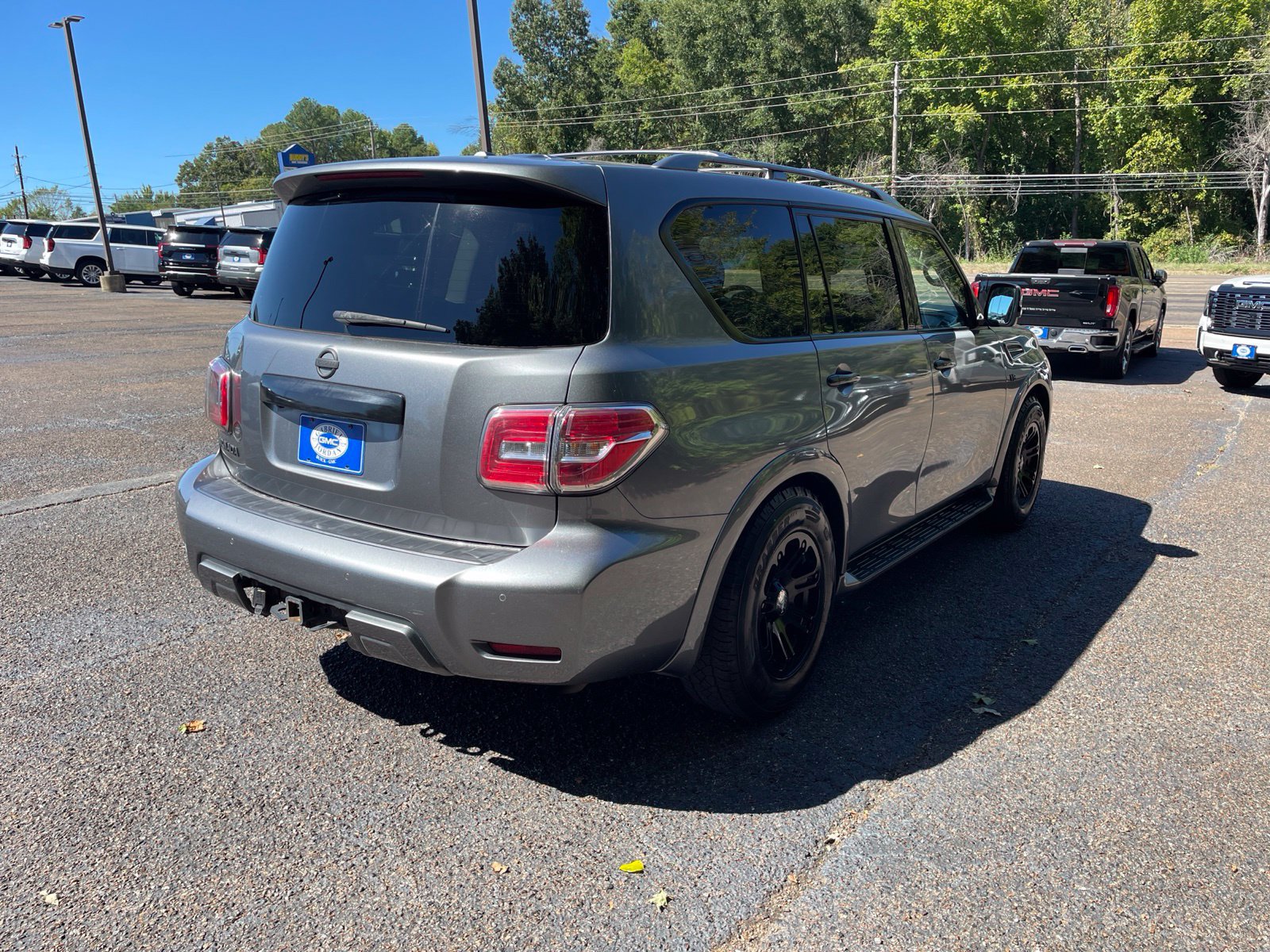 Used 2019 Nissan Armada SV w/ Driver Package RWD image 6