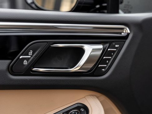 New 2026 Porsche Macan AWD/4WD image 21