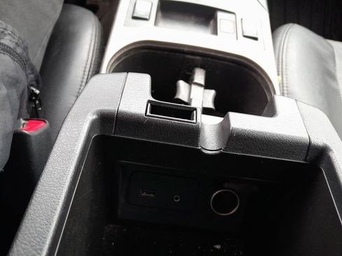 Used 2013 Subaru Outback 3.6R Limited image 26