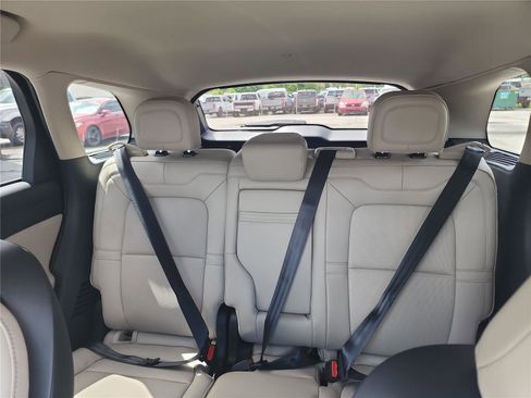 New 2026 Lincoln Corsair Premiere image 20