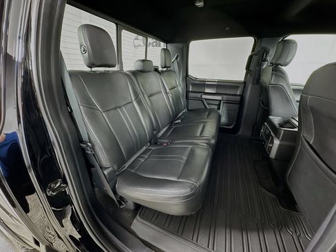 Used 2018 Ford F150 XLT w/ Equipment Group 302A Luxury AWD/4WD image 32