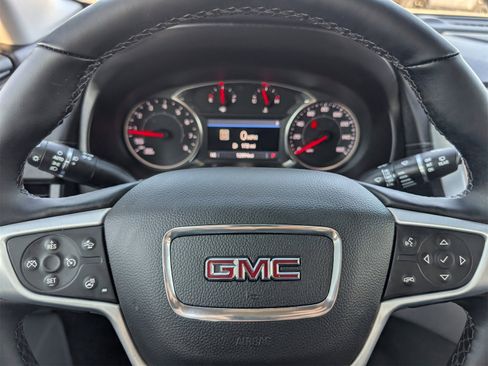 Used 2024 GMC Terrain SLT w/ Infotainment Package II image 24