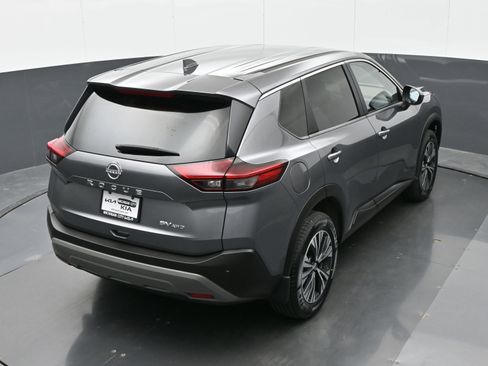 Used 2023 Nissan Rogue SV AWD/4WD image 31