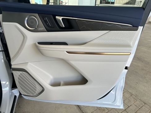 New 2026 Buick Enclave Avenir w/ Super Cruise Package image 39