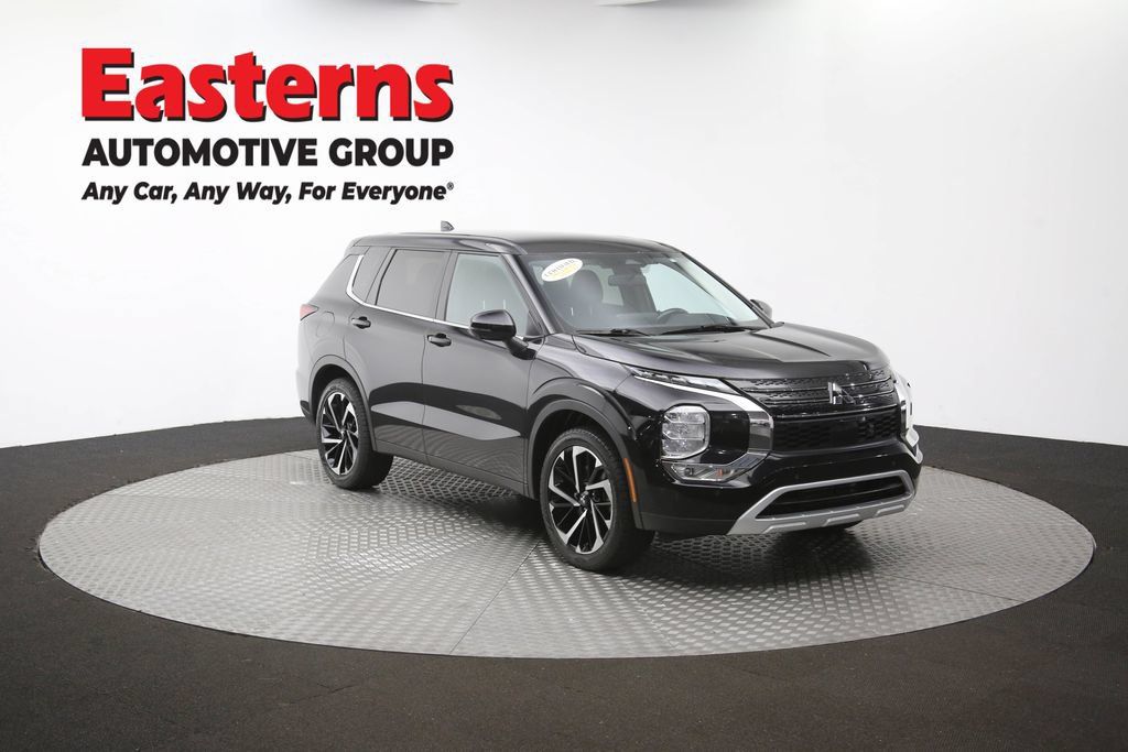 Used 2024 Mitsubishi Outlander SE AWD/4WD image 51