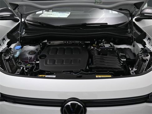 New 2026 Volkswagen Tiguan SE R-Line image 15