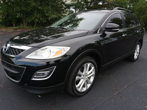 Used 2011 MAZDA CX-9 Grand Touring w/ Moonroof & Bose Audio Pkg FWD image 4