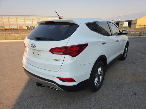 Used 2018 Hyundai Santa Fe Sport AWD/4WD image 3