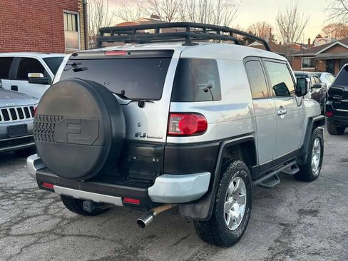 Used 2007 Toyota FJ Cruiser 4WD image 4