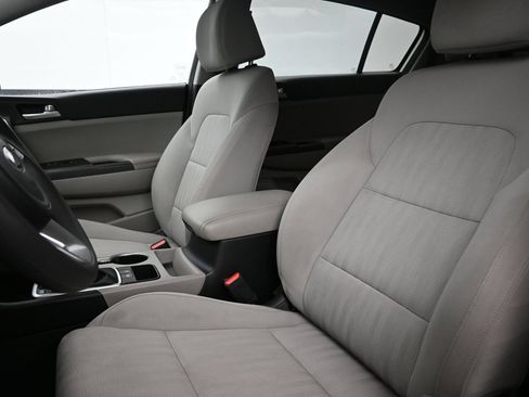 Used 2020 Kia Sportage LX FWD image 11