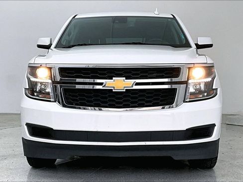 Used 2020 Chevrolet Suburban LT image 6