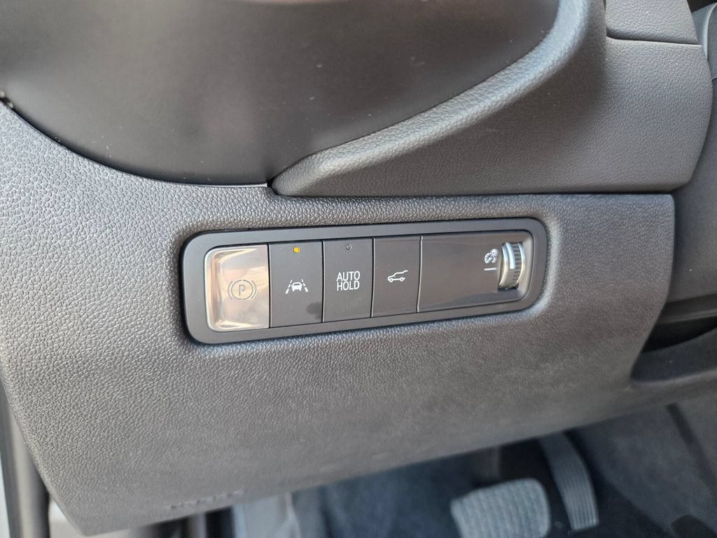Certified 2024 Chevrolet Equinox EV RS FWD image 22