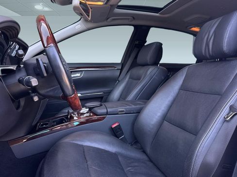 Used 2013 Mercedes-Benz S 550 image 5