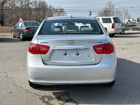 Used 2010 Hyundai Elantra Blue Sedan 4D w/ Comfort Pkg 2 image 11
