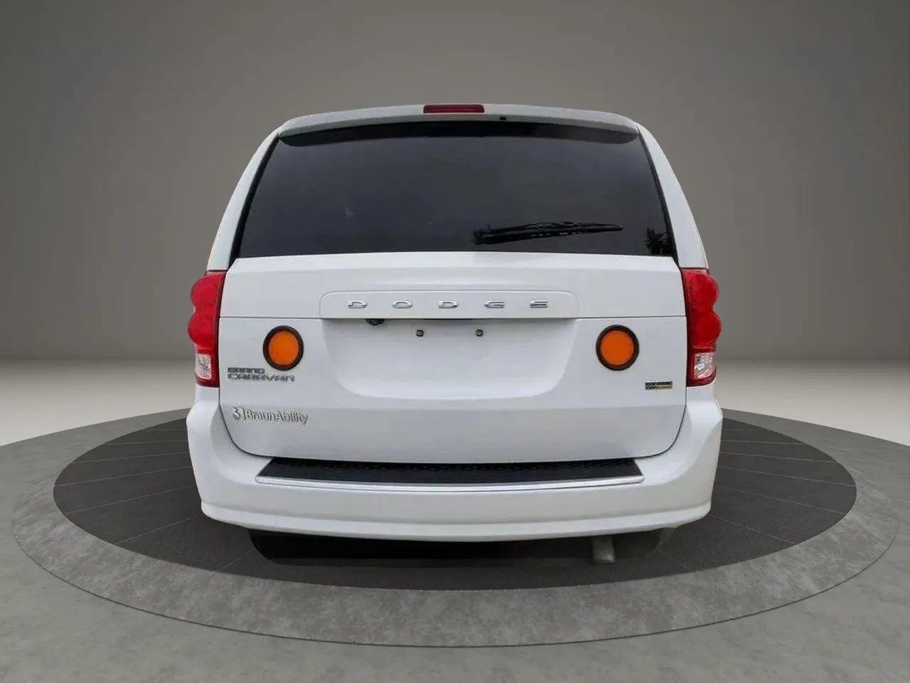 Used 2019 Dodge Grand Caravan SE w/ Power Convenience Group I FWD image 5