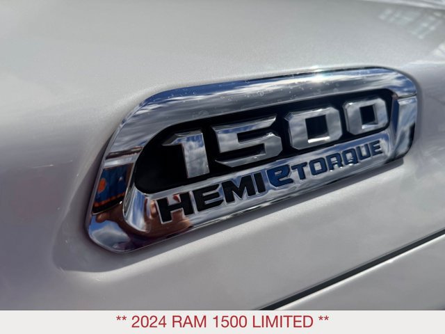 Used 2024 RAM 1500 Limited AWD/4WD image 10