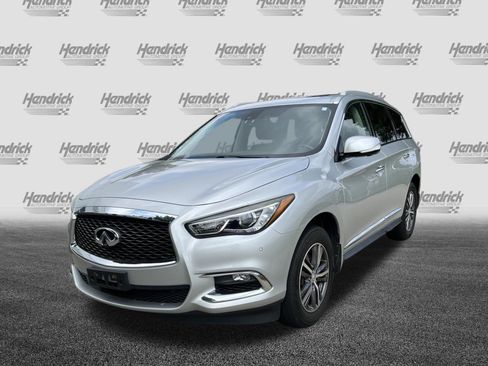 Used 2017 INFINITI QX60 Luxe w/ Premium Plus Package AWD/4WD image 6