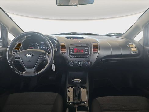 Used 2018 Kia Forte LX image 14