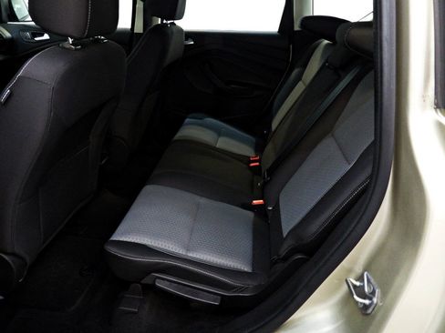 Used 2017 Ford C-MAX SE FWD image 16