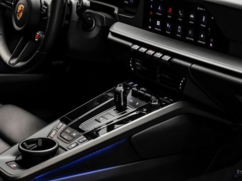 Used 2025 Porsche 911 Carrera image 58