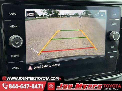 Used 2023 Volkswagen Atlas SE w/ Panoramic Sunroof Package image 19