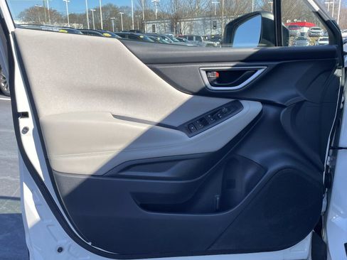 Used 2023 Subaru Forester image 14