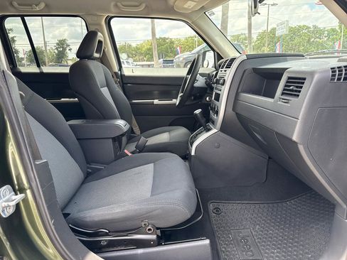 Used 2008 Jeep Patriot Sport FWD image 9