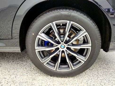 Used 2022 BMW X6 xDrive40i w/ Executive Package AWD/4WD image 9