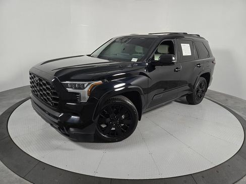 Used 2025 Toyota Sequoia Capstone AWD/4WD image 1