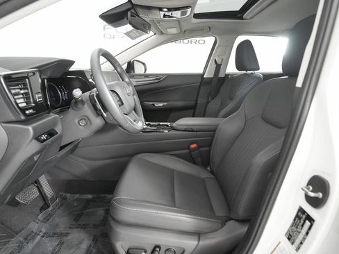 Certified 2025 Lexus NX 250 FWD w/ Accessory Package (2T) image 9