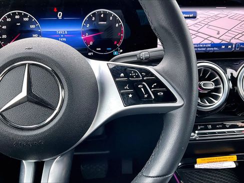 Certified 2025 Mercedes-Benz GLB 250 GLB 250 image 25