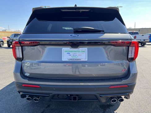 New 2026 Ford Explorer ST image 5