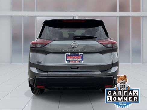 Certified 2026 Nissan Rogue S FWD image 5