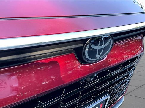 Certified 2024 Toyota Grand Highlander AWD image 29