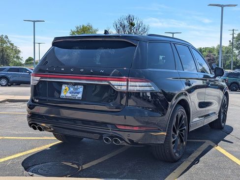 Used 2022 Lincoln Aviator Reserve w/ Equipment Group 201A AWD/4WD image 3