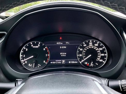 Used 2019 INFINITI QX50 Essential w/ Protection Package FWD image 10