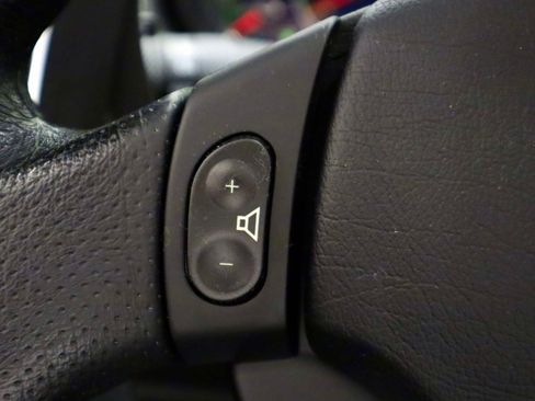 Used 2016 Maserati GranTurismo Sport RWD image 28
