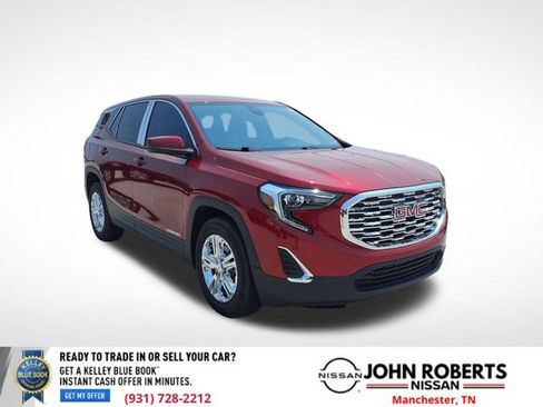 Used 2020 GMC Terrain SLE FWD image 1