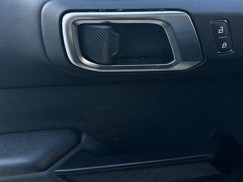 Used 2025 Ford Bronco Badlands AWD/4WD image 10