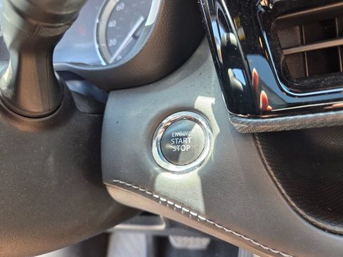 Used 2022 Toyota Highlander XSE FWD image 29