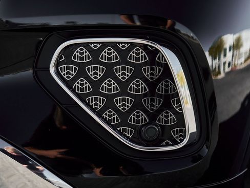 Used 2026 Mercedes-Benz Maybach GLS 600 Maybach GLS 600 image 9