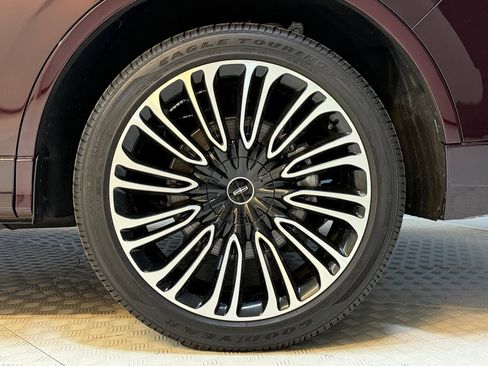 Used 2023 Lincoln Aviator Black Label image 12