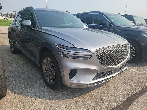 Used 2025 Genesis GV70 2.5T AWD/4WD image 2
