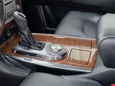 Used 2018 INFINITI QX80 Base image 32