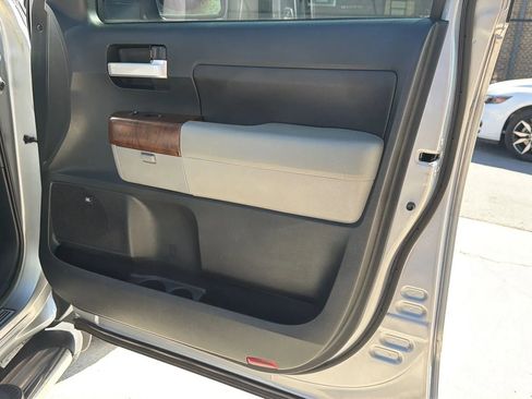 Used 2012 Toyota Tundra Limited w/ Platinum Pkg image 22