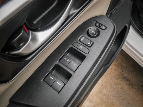 Certified 2022 Honda CR-V EX-L image 16