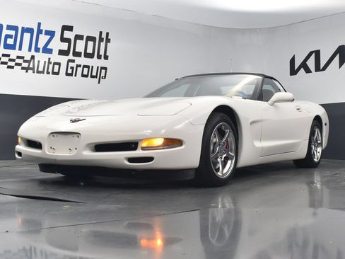 Used 2002 Chevrolet Corvette Convertible w/ Preferred Equipment Group2 RWD image 17