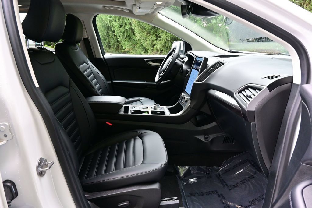 Used 2024 Ford Edge SEL w/ Convenience Package AWD/4WD image 26